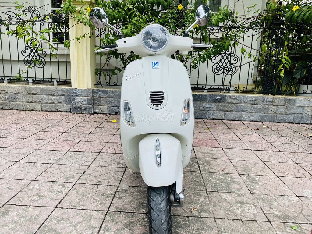 PIAGGIO VESPA 125-3vie TRẮNG BIỂN 29 CHÍNH CHỦ. Mua bán Xe máy tại Quận Bắc Từ Liêm Hà Nội được đăng bởi Lộc Phát hình 3