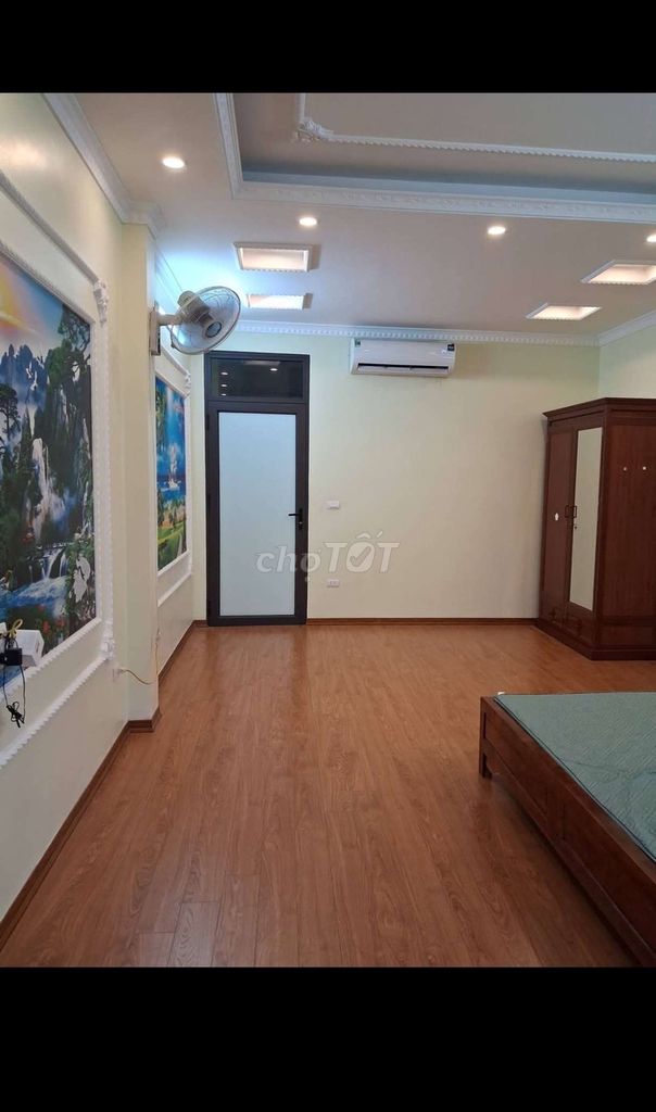 cho thuê nhà nguyên căn, 30m2x3 tầng, gần trường học, ngõ rộng