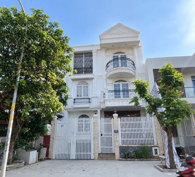 Аренда · 5 комн. · 140 м² · Thành phố Thủ Đức, ул. Đường Lương Định Của