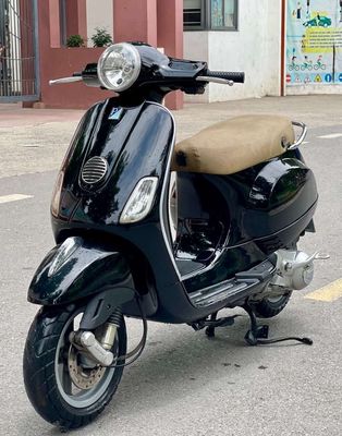 Vespa LX 150ie 2011 nhập Ý Bs Vip Chính Chủ. Mua bán Xe máy tại Quận Phú Nhuận Tp Hồ Chí Minh được đăng bởi Hiếu
