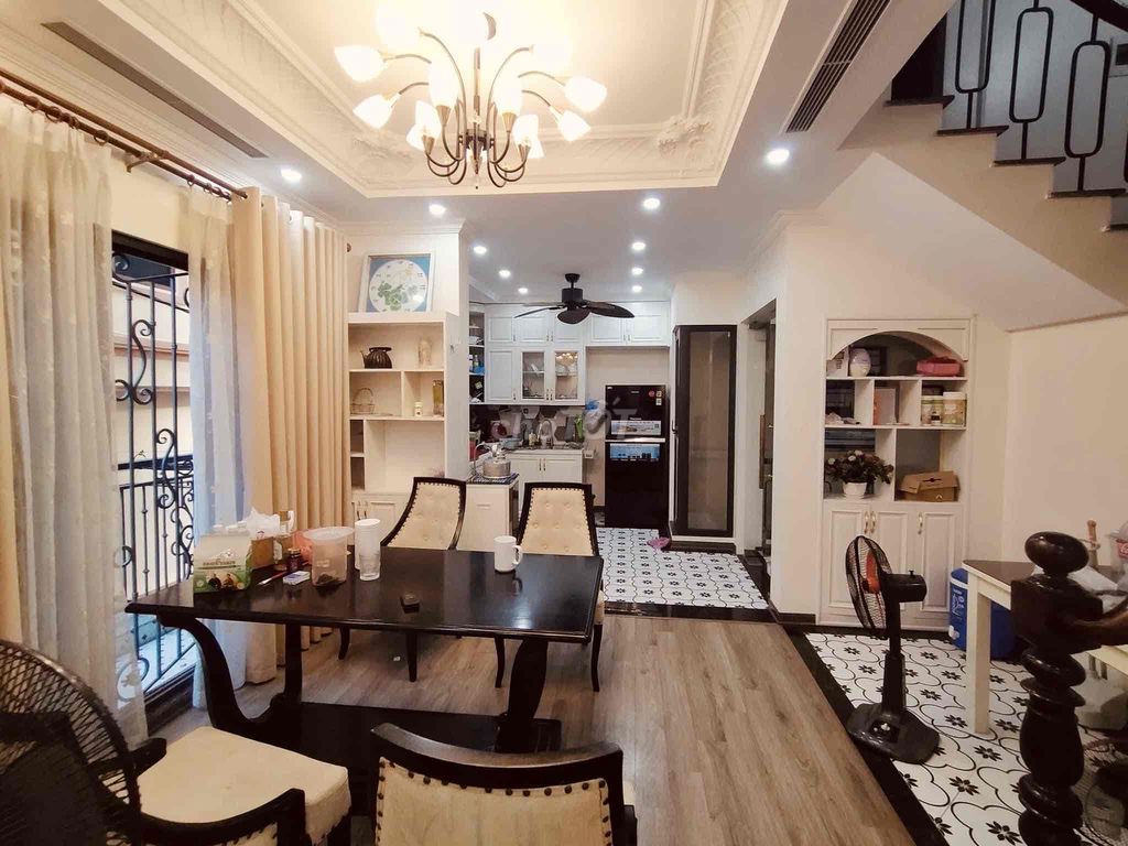 VIP Tây Sơn, 10m ra mặt phố, kinh doanh, ngõ thông, ở ngay, 43m2