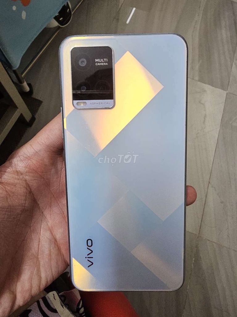 Vivo Y21 màu Trắng. Mua bán Điện thoại tại Quận Hai Bà Trưng Hà Nội được đăng bởi Hiếu Pham hình 1