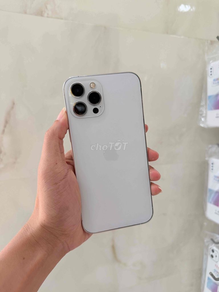 Apple iPhone 12 Pro Max 256GB Bạc. Mua bán Điện thoại tại Huyện Châu Đức Bà Rịa - Vũng Tàu được đăng bởi Lê Quang Sáng hình 1