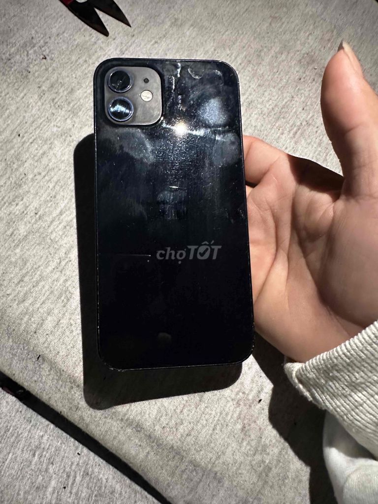 Apple iPhone 12 64GB Đen Việt Nam. Mua bán Điện thoại tại Quận Bình Tân Tp Hồ Chí Minh được đăng bởi Tên chưa cung cấp hình 1