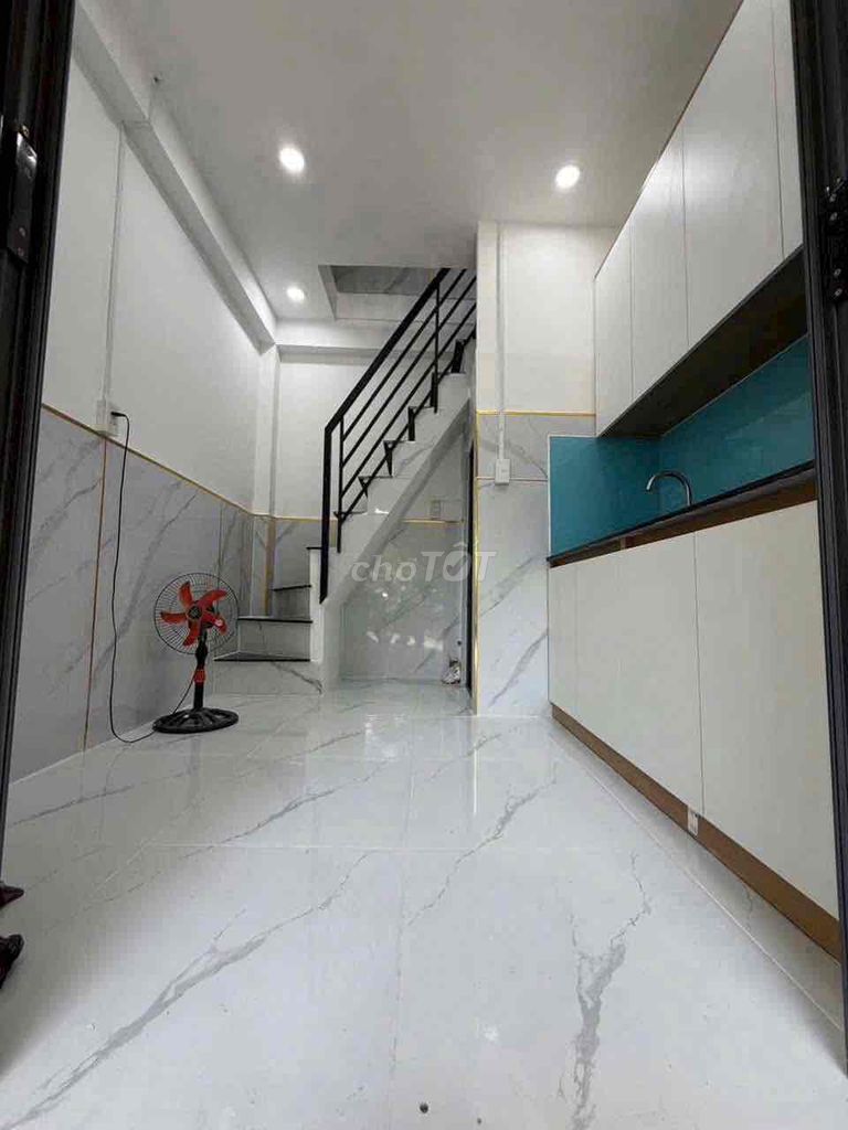 Bán nhà chính chủ mới đẹp y hình. giá re ko huy hoạch