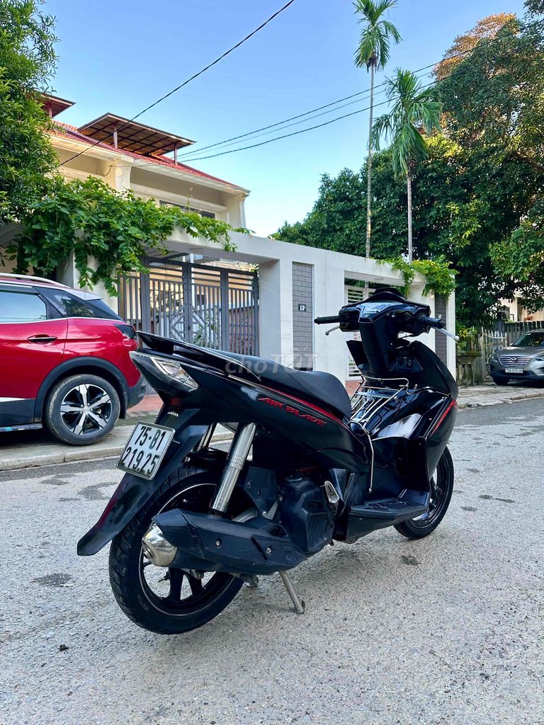 AB 125 2015 khoá mót 17tr500 ***. Mua bán Xe máy tại Thành phố Huế Thừa Thiên Huế được đăng bởi Xe Máy Trường An Phát hình 5