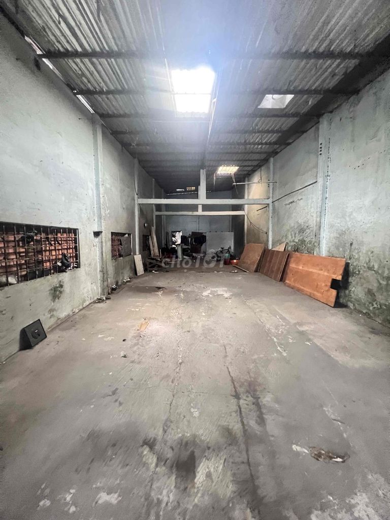 Комиссия брокеру 1%, продажа дома с фас. 146 Khuông Việt, 150м2, под снос/строй 7 эт., 15.2 млрд