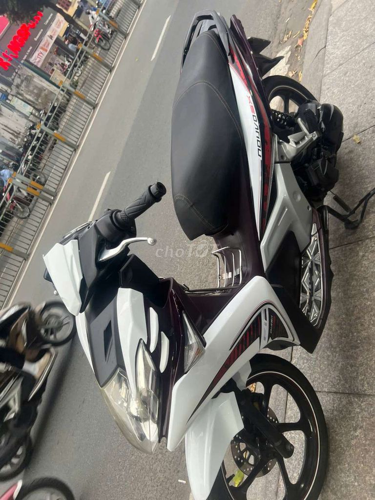 Yamaha Nouvo năm 2014 mới 90% biển số thành phố. Mua bán Xe máy tại Quận Tân Phú Tp Hồ Chí Minh được đăng bởi Tuanduy hình 2