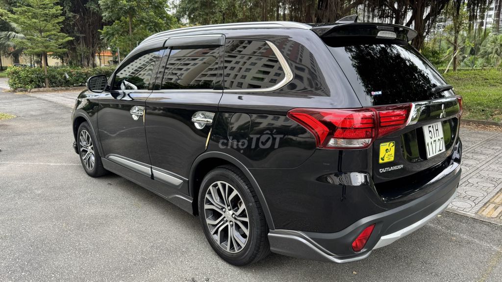 Chủ bán Outlander 2.0 CVT Pre 2018 đk 2019 ODO 58K. Mua bán Ô tô tại Thành phố Thủ Đức Tp Hồ Chí Minh được đăng bởi Tên chưa cung cấp hình 6