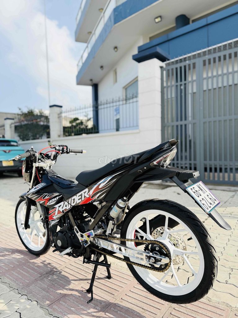 Suzuki Raider 150 Fi 2021 dọn kiểng full new. Mua bán Xe máy tại Quận 8 Tp Hồ Chí Minh được đăng bởi Giang Vo hình 4