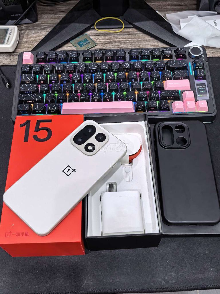 OnePlus 15 256GB Vàng Cát Fullbox 99.9%. Mua bán Điện thoại tại Quận Hải Châu Đà Nẵng được đăng bởi phuc nguyen hình 1
