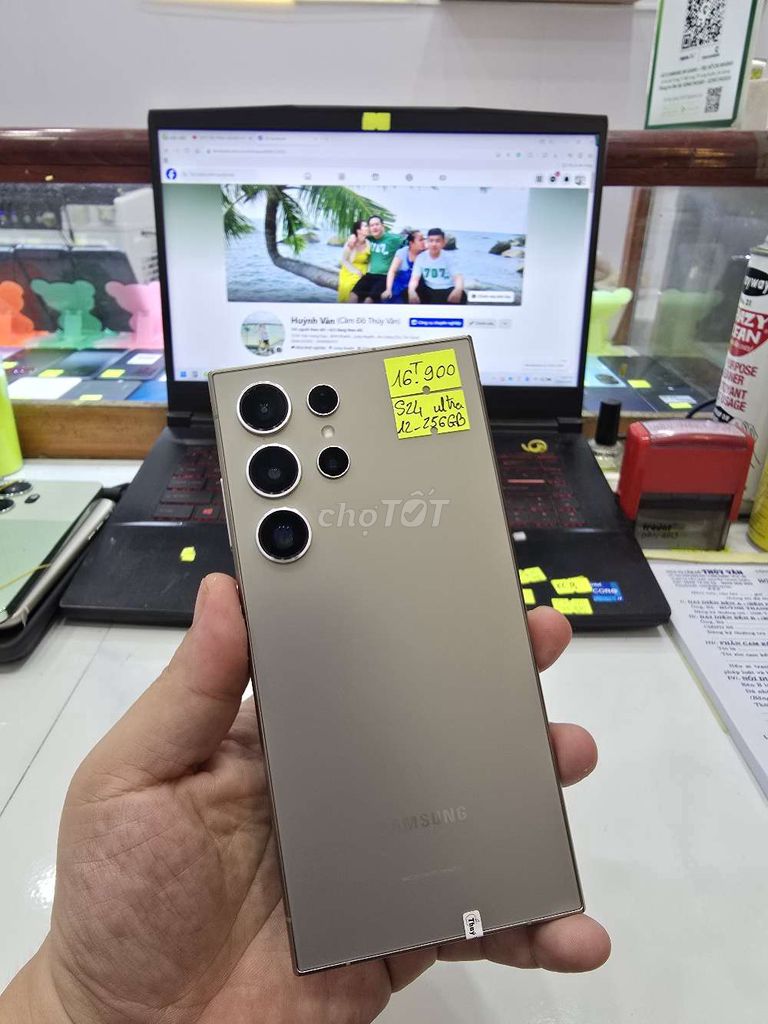 Samsung Galaxy S24 Ultra 256GB. Mua bán Điện thoại tại Thành phố Long Xuyên An Giang được đăng bởi Facebook Cầm Đồ Thúy Vân hình 1