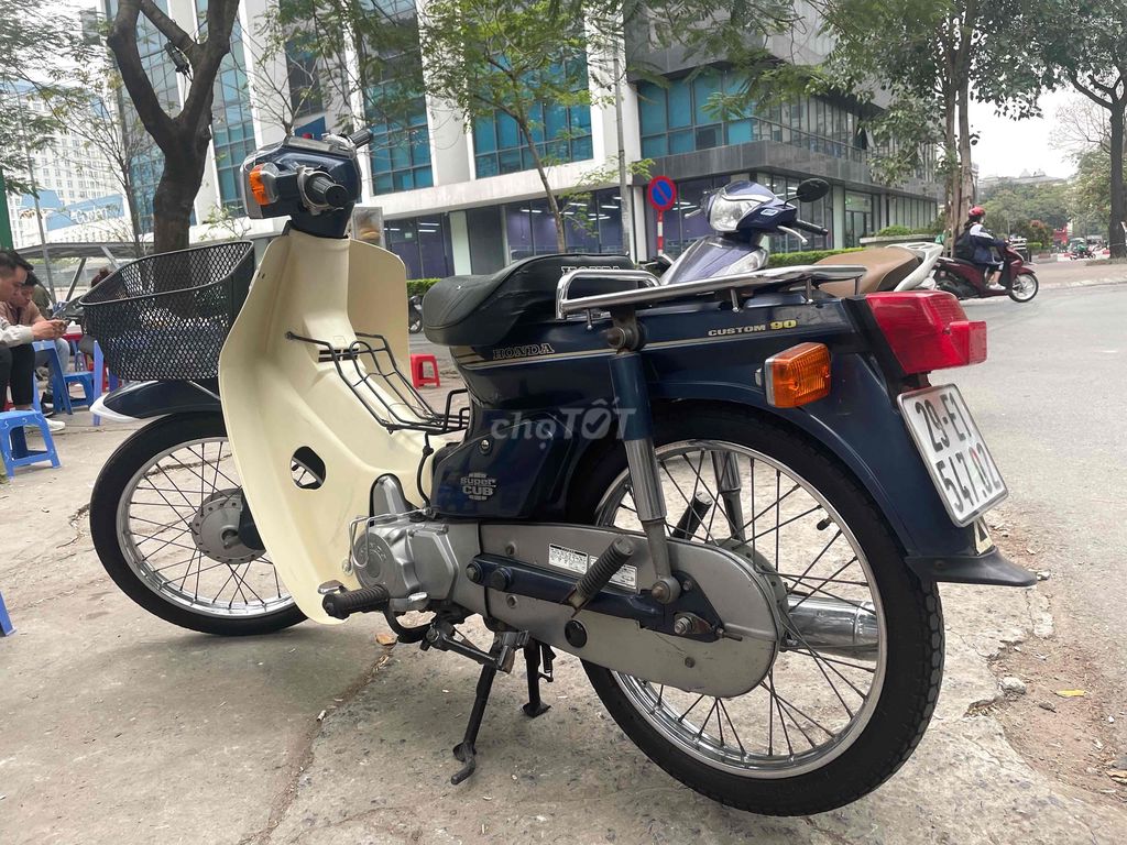 cần bán xe 82, hơi 90. đẹp, nguyên zin. Mua bán Xe máy tại Quận Nam Từ Liêm Hà Nội được đăng bởi Khanh Duy hình 7