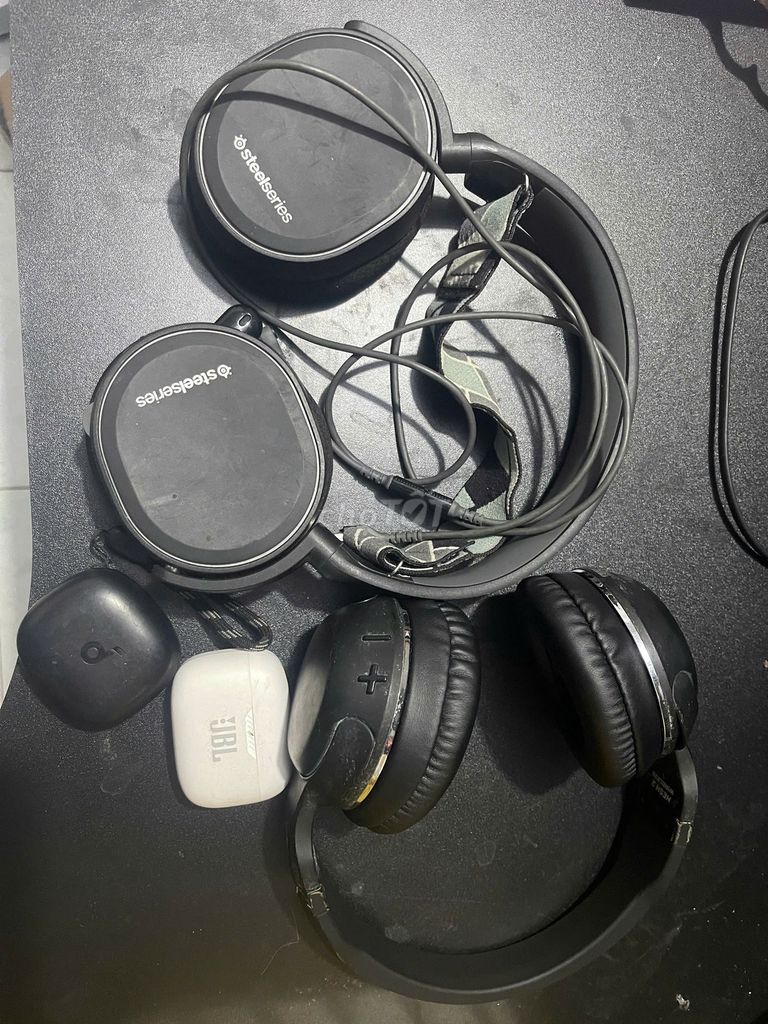 Tai nghe SteelSeries Đen. Mua bán Tivi, Âm thanh tại Huyện Tiểu Cần Trà Vinh được đăng bởi leviet hình 1