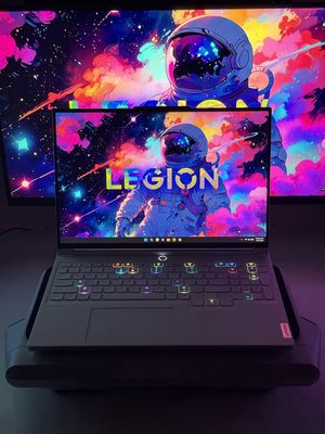 Lenovo Legion 7i 2024 i9 14900hx 4070