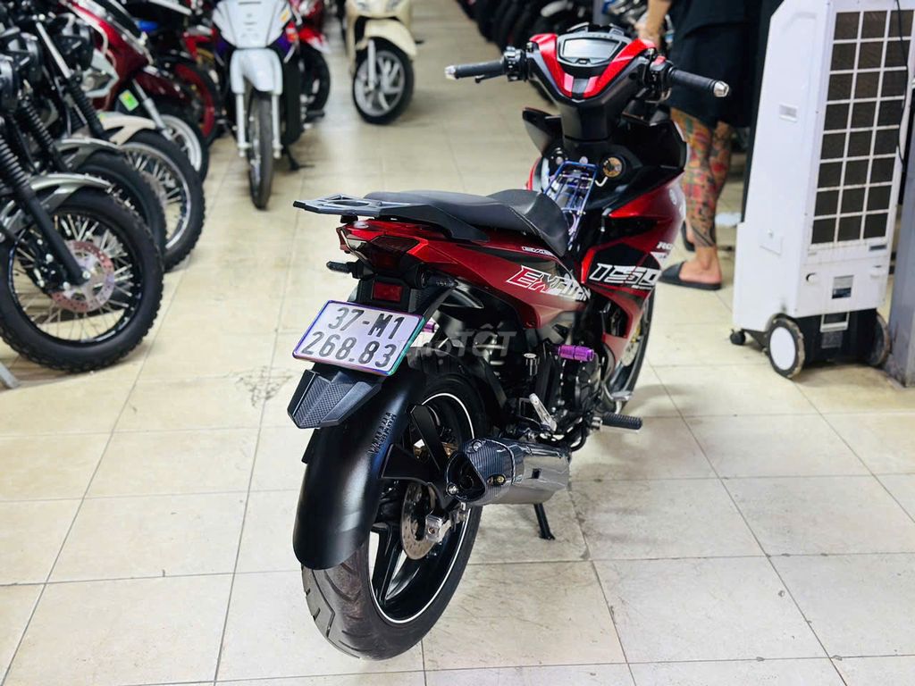 Мотосалон Thịnh Phát - Yamaha Exciter 150 RC Красно-Черный Оригинал
