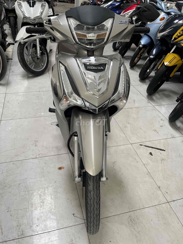 Honda Future 2020 màu Bạc. Mua bán Xe máy tại Quận Ninh Kiều Cần Thơ được đăng bởi Cửa Hàng xe máy Hoàng Hải hình 1