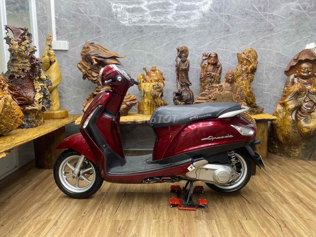 👉Grande 2017 bstp chính chủ dàn áo keng,máy bao êm. Mua bán Xe máy tại Quận 7 Tp Hồ Chí Minh được đăng bởi Xe Cũ Hiếu CT hình 9