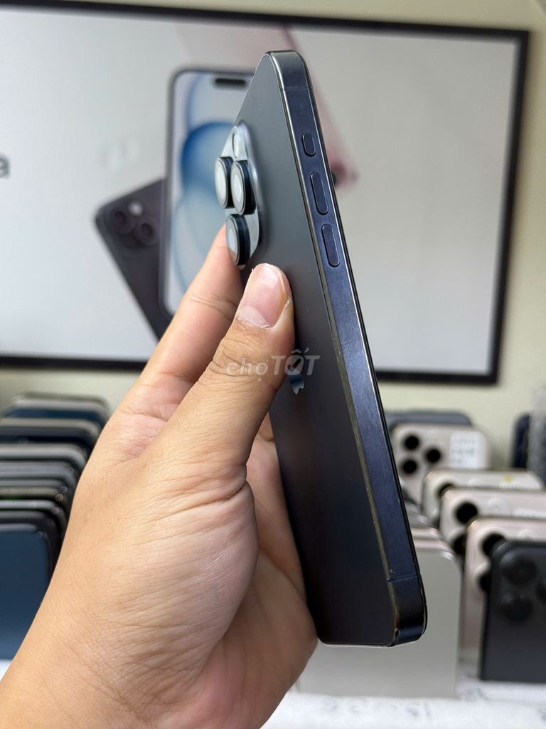 ✅15 pro max quốc tế 256gb thay màn  nứt kính. Mua bán Điện thoại tại Quận Thanh Xuân Hà Nội được đăng bởi Thành Vũ Mobile hình 5