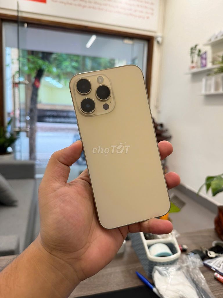 iPhone 14 Pro Max 256GB Gold Zin all Pin 100%. Mua bán Điện thoại tại Quận Đống Đa Hà Nội được đăng bởi Bùi Hiếu  H iStore hình 1
