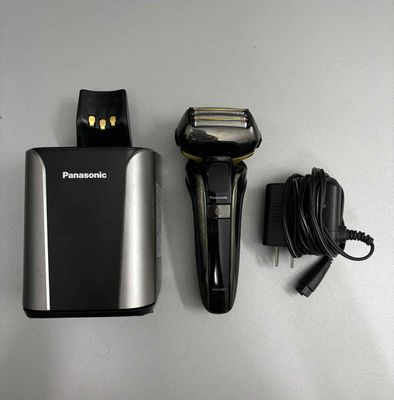 Máy cạo râu Panasonic ES-LV9D. Mua bán Nội thất, đồ gia dụng khác tại Quận 3 Tp Hồ Chí Minh được đăng bởi Phương Ngân