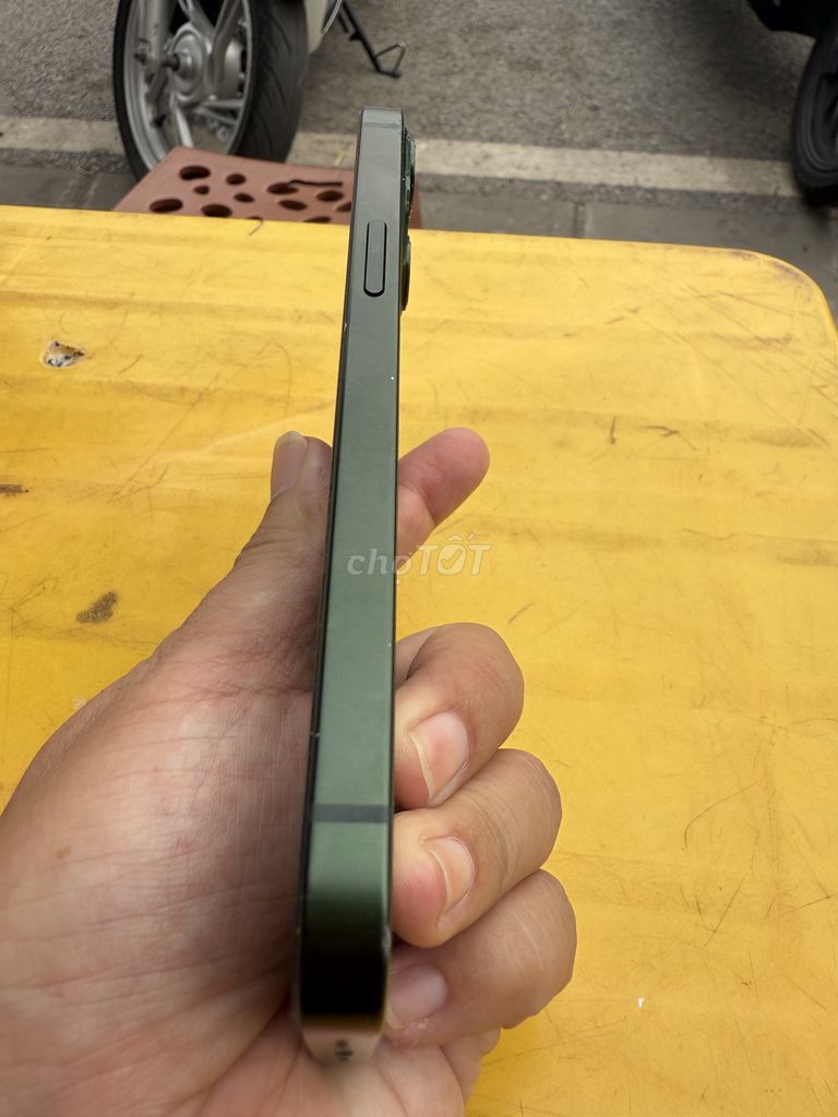 Apple iPhone 13. Mua bán Điện thoại tại Quận Hồng Bàng Hải Phòng được đăng bởi Mr Hieu hình 1