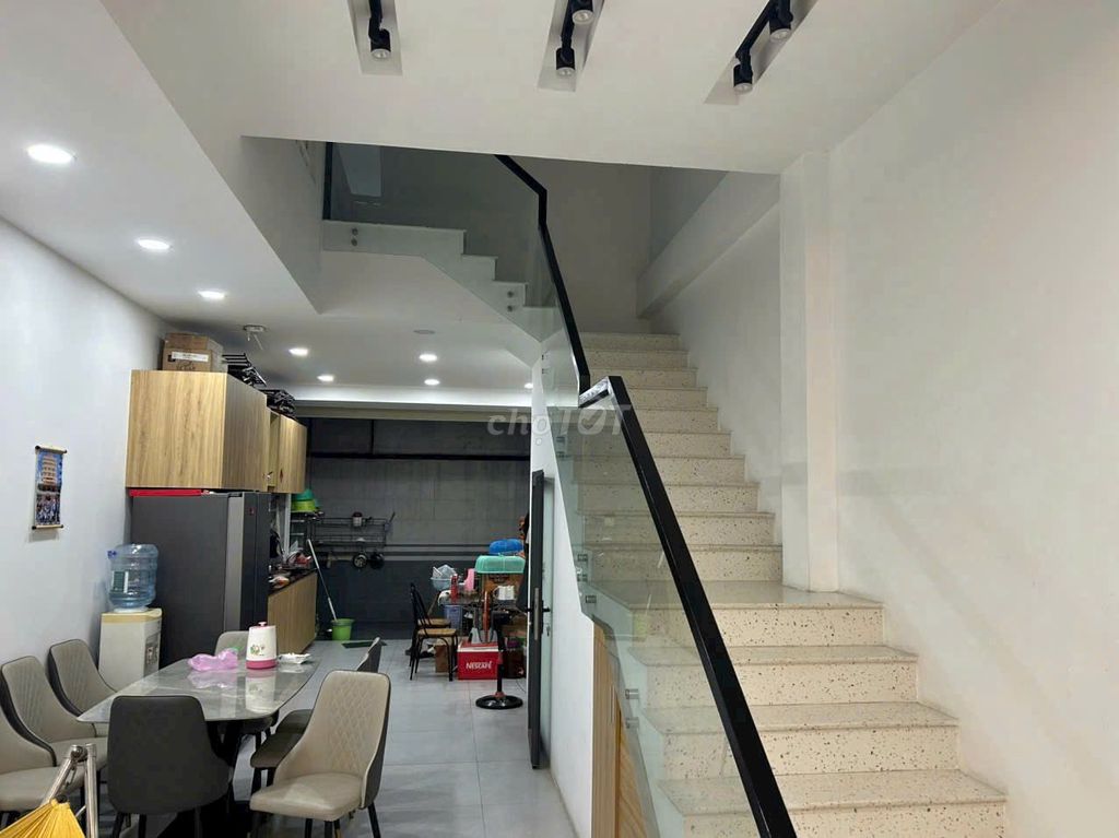Bán nhà 1/ Tân Kỳ Tân Quý, 4,2x19m, 2 lầu, 5,75 tỷ