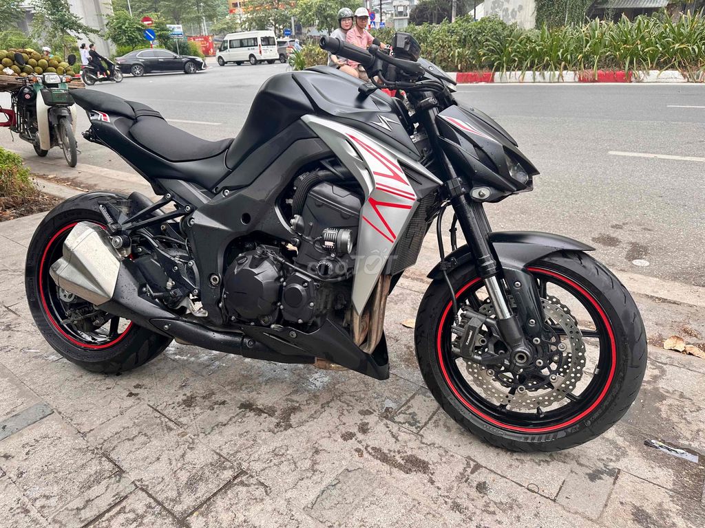 Đổi sprort nên cần ra đi e z1000  sx 2015. Mua bán Xe máy tại Quận Đống Đa Hà Nội được đăng bởi Linh hình 5