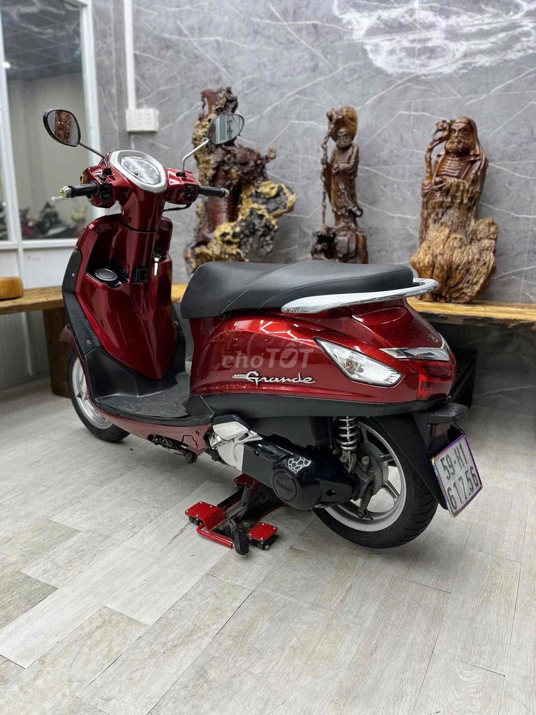 👉Grande 2016 chính chủ biển SG máy bao khoẻ. Mua bán Xe máy tại Quận 7 Tp Hồ Chí Minh được đăng bởi Xe Cũ Hiếu CT hình 2
