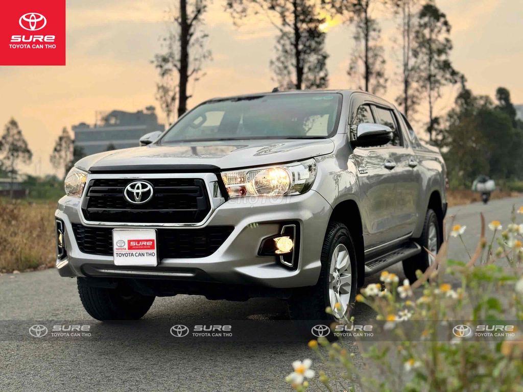 Hilux 2.4 một cầu, máy dầu, số tự động 2019