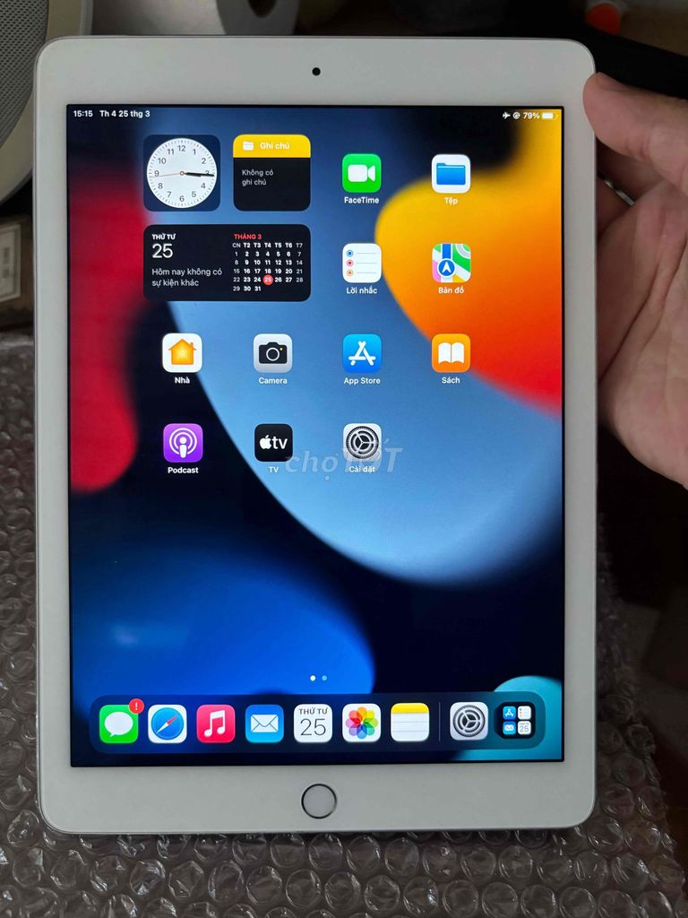 Apple iPad Air 2 16GB Bạc. Mua bán Máy tính bảng tại Thị xã La Gi Bình Thuận được đăng bởi Thanh hình 1