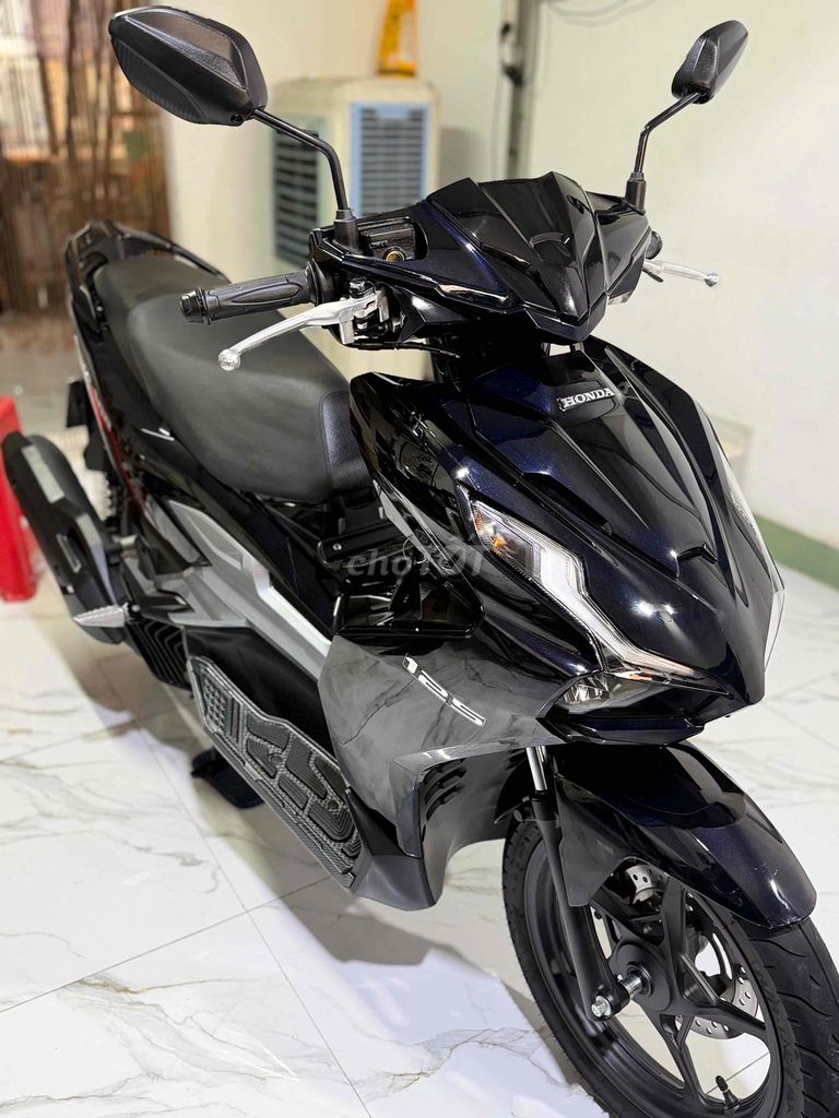 Honda Airblade 125 2025 года, черный