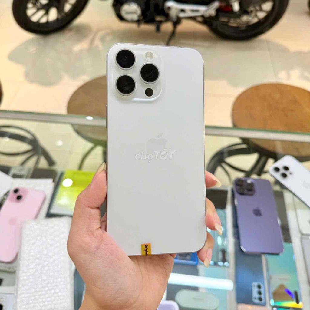 🍎 iPhone 15 Pro Max 256Gb Zin nguyên bản 98%. Mua bán Điện thoại tại Thành phố Tây Ninh Tây Ninh được đăng bởi Mỹ Vy Store Mobile Tây Ninh hình 1
