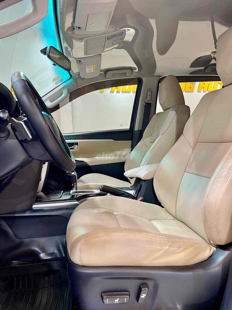 Toyota Fortuner 2018 odo chuẩn full lịch sử hãng. Mua bán Ô tô tại Quận Tân Phú Tp Hồ Chí Minh được đăng bởi Gia Nhi Phúc Khang Auto  hình 5
