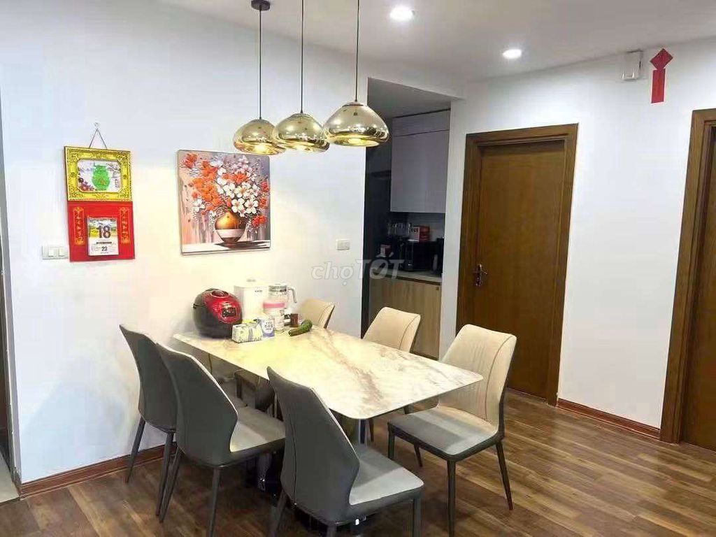 CHO THUÊ CĂN HỘ 80M2 VINHOMES GDENIA GIA 17 TRIỆU