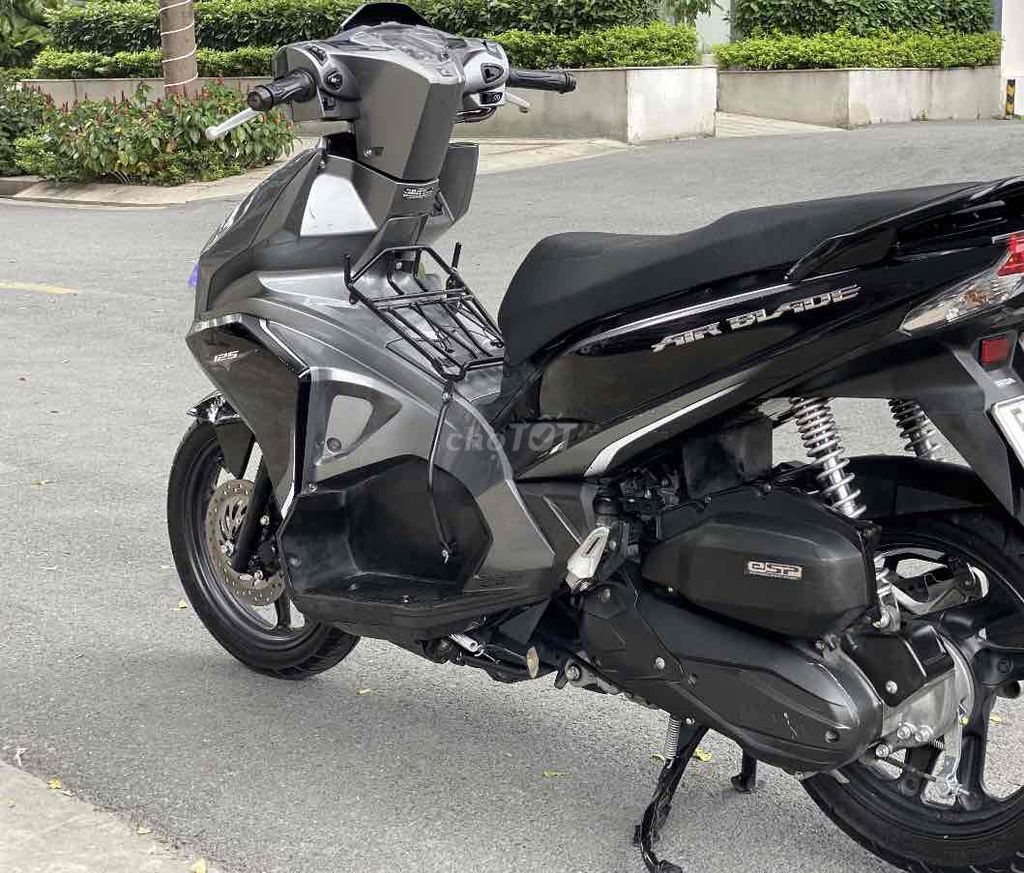 2020 Honda AirBlade 125cc Máy chất , biển Hà Nội. Mua bán Xe máy tại Quận Nam Từ Liêm Hà Nội được đăng bởi Tuong Vu hình 6