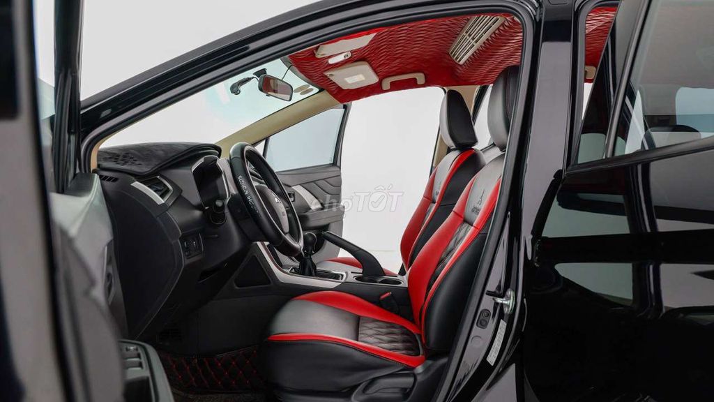 Mitsubishi Xpander Đen 7 chỗ số sàn. Mua bán Ô tô tại Huyện Phúc Thọ Hà Nội được đăng bởi Nguyen Tran Minh Hiếu hình 4