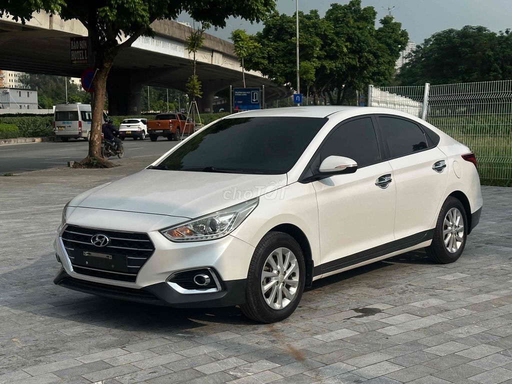 Hyundai Accent 2019 МКПП 90000 км белый