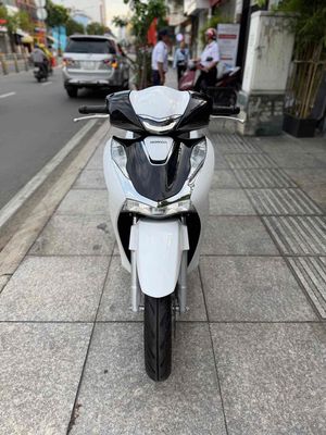 Honda SH 160 cbs 2024 trắng zin siêu keng