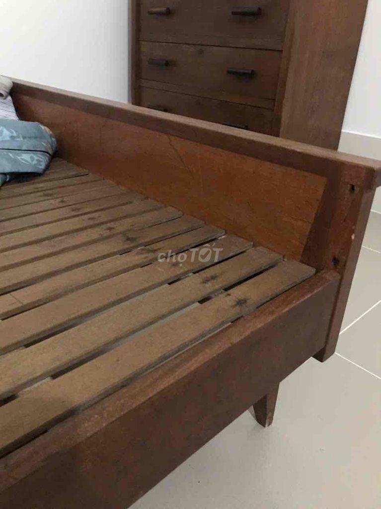 Giường ngủ 1.6m x 2m. Mua bán Giường, chăn ga gối nệm tại Huyện Long Hồ Vĩnh Long được đăng bởi Thanh phước hình 1