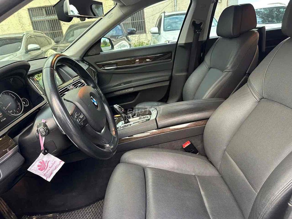 BMW 750Li - LCI bản mới - V8-4.4L  Bintubor -2015. Mua bán Ô tô tại Quận Long Biên Hà Nội được đăng bởi Long hình 7
