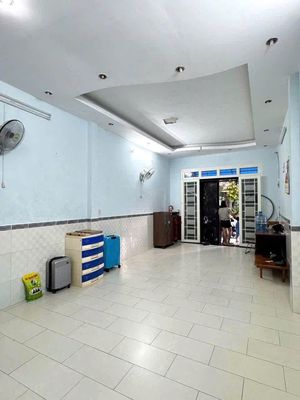 Townhouse 72 m² · 2 bed · Đường số 1