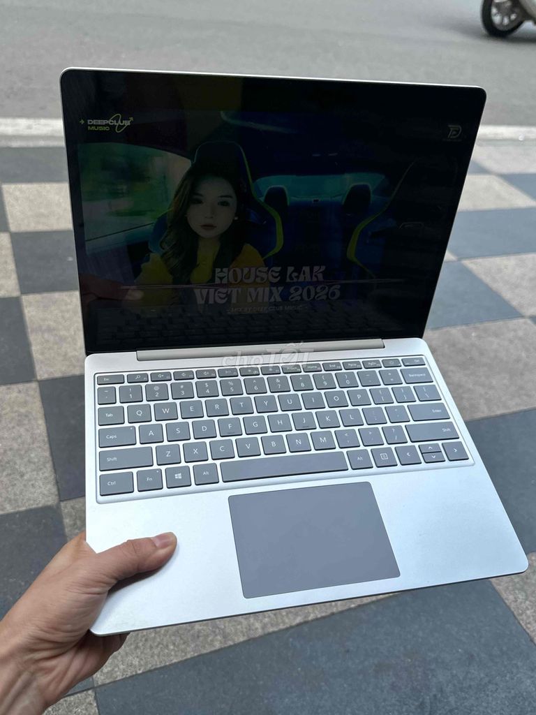 Microsoft Surface Laptop Go i5 Ram 16gb. Mua bán Laptop tại Quận 1 Tp Hồ Chí Minh được đăng bởi HOÀNG TUẤN hình 1