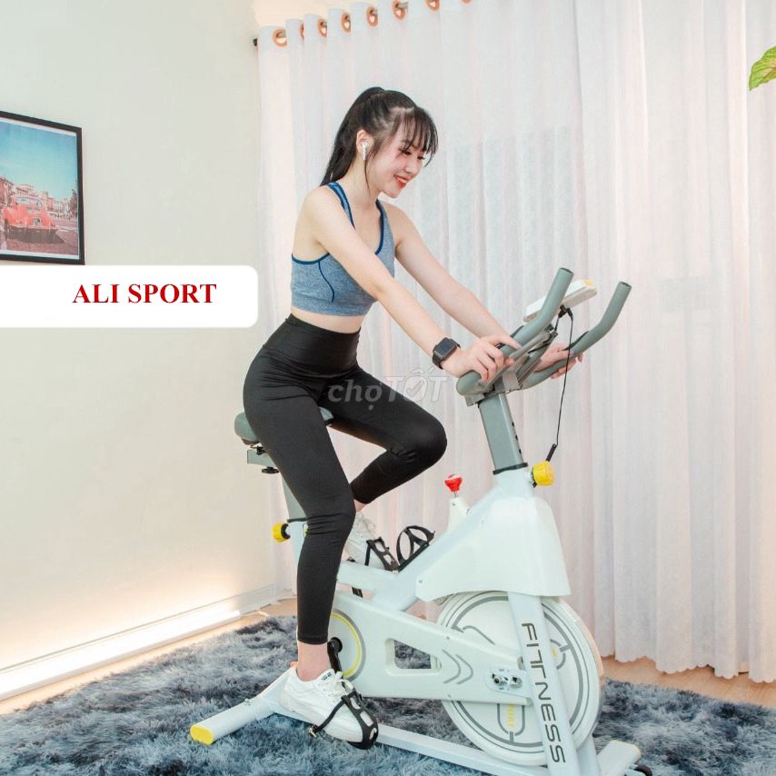 xe đạp tập thể dục tập gym tại nhà fitness