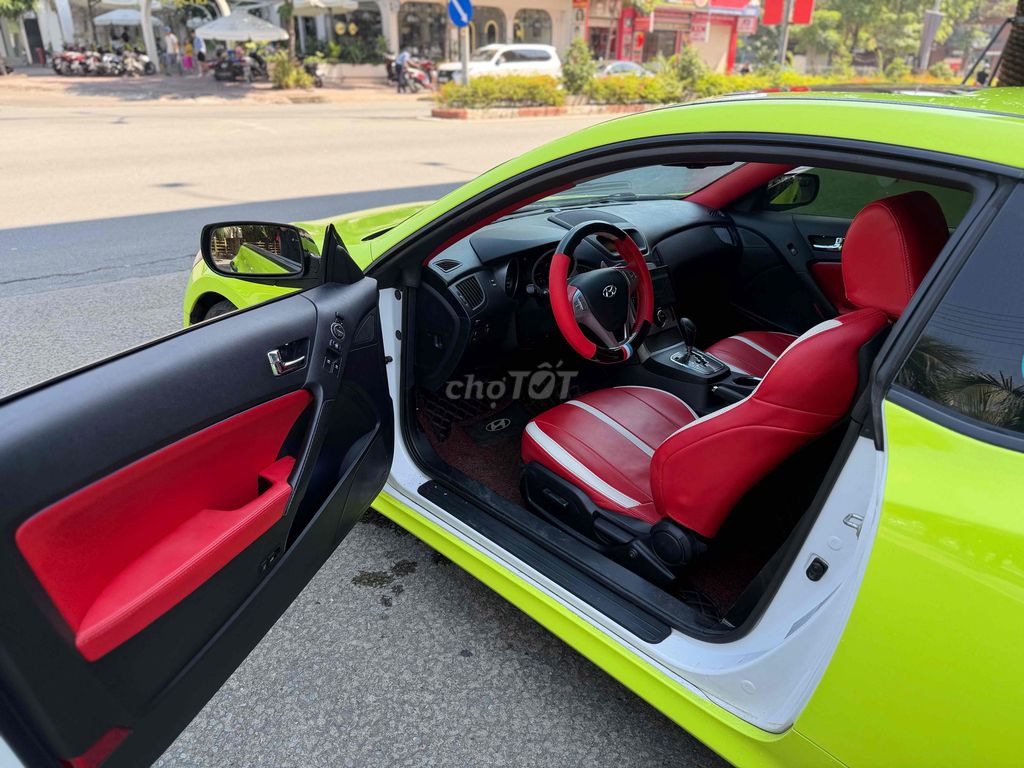 Hyundai Genesis Coupe 2.0 AT. Mua bán Ô tô tại Thành phố Thủ Đức Tp Hồ Chí Minh được đăng bởi Xe Lướt hình 7