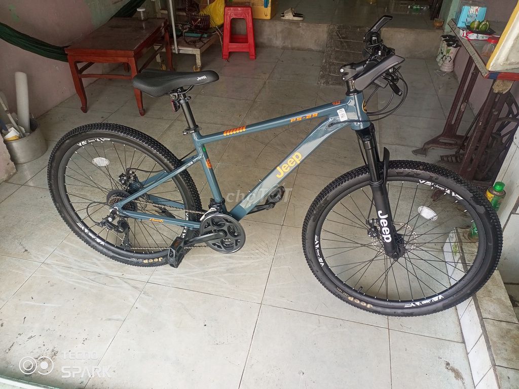 Xe đạp leo núi JEEP FLASH PS-29 24 tốc độ. Mua bán Xe đạp tại Thành phố Thủ Dầu Một Bình Dương được đăng bởi Truc Nguyen Thi Huynh hình 3