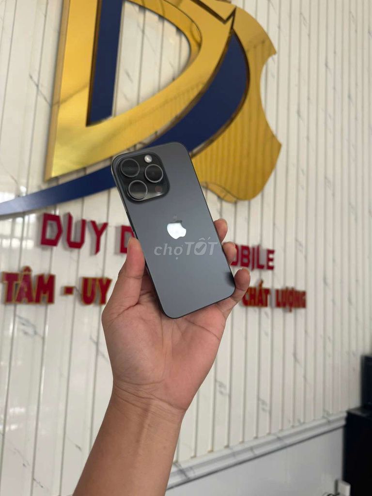 15 Pro 256GB quốc tế có sim vật lí đẹp 99,có góp. Mua bán Điện thoại tại Thành phố Cà Mau Cà Mau được đăng bởi Duy Dustin Mobile hình 1
