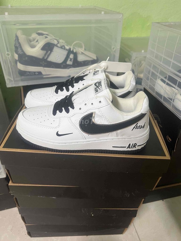 Giày thể thao Nike Air Force 1 Trắng. Mua bán Giày dép tại Quận Dương Kinh Hải Phòng được đăng bởi Trần Thị Liên hình 1