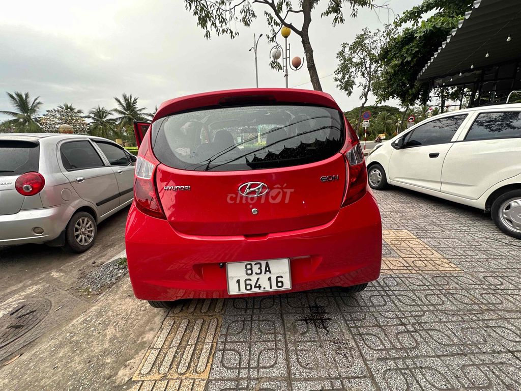 Hyundai Eon Đỏ 5 chỗ Số sàn. Mua bán Ô tô tại Thành phố Bến Tre Bến Tre được đăng bởi Phương Bến Tre hình 5