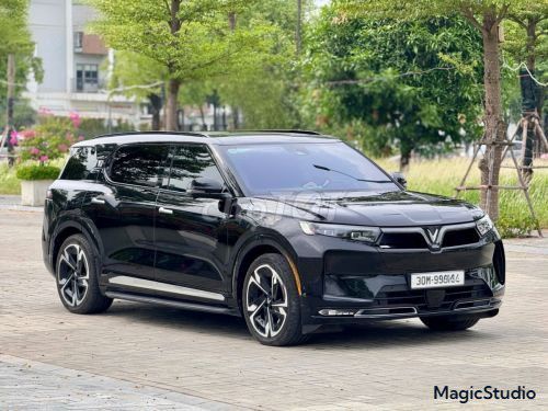 Электромобиль VinFast VF9 Plus 7S 2025